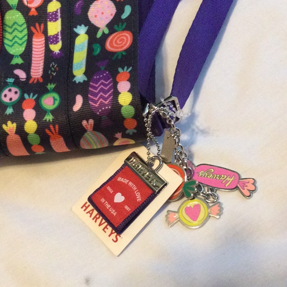 Candy seatbelt tote